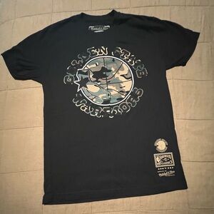 Mitchell & Ness Black NBA Tee with Golden State Warriors Camo Graphic, Small